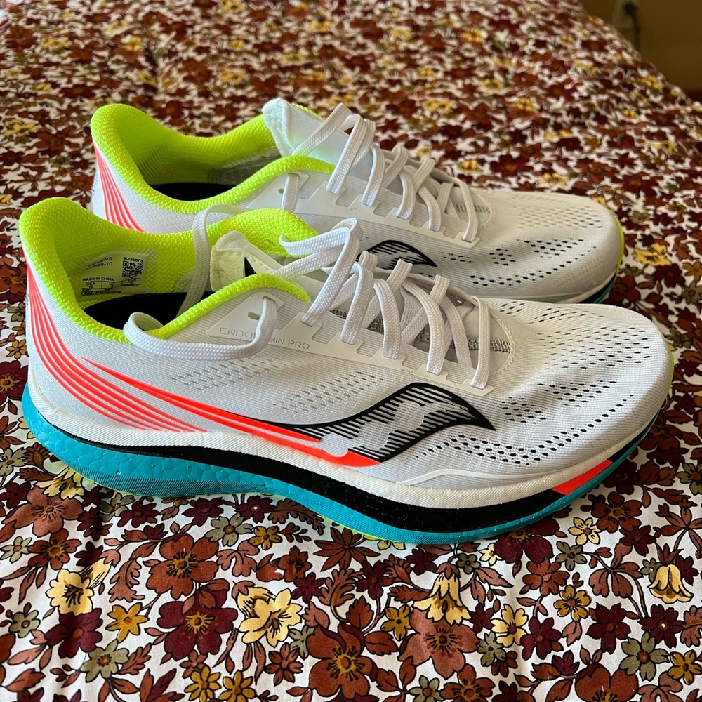Saucony Endorphin Pro